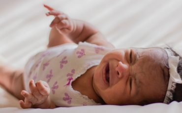 Refluxo do Bebê: o que é? São vômitos em excesso?